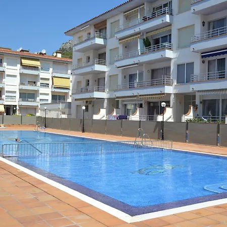 Soleado Con Piscina Cerca De La Playa Y Del Centro En - Es-323-18 *